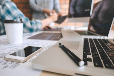 Professional Developer programcı işbirliği toplantısı ve beyin