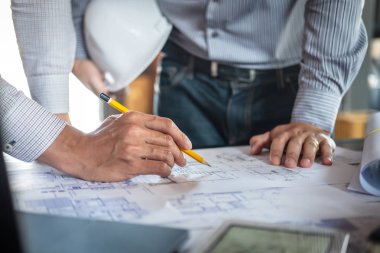 Bir plan tartışmaya mimar veya inşaat mühendislik ve