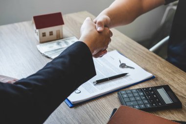 Gayrimenkul, Broker ve müşteri s başarılı anlaşma bitirme