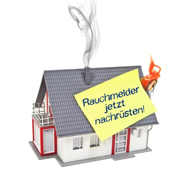 Rauchmelder Mit Haus Und Flammen — Stockfoto