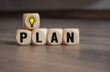 ilham kavramı buruşuk kağıt ampul metafor için iyi fikir