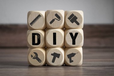 Küpleri ve zar DIY kendi işini kendin