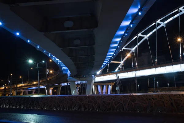 Ночное Время Мост Разводят — стоковое фото