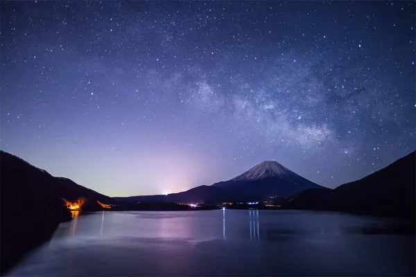 Βουνό Fuji Και Milkyway Στην Λίμνη Μοτόσου Χειμώνα — Φωτογραφία Αρχείου