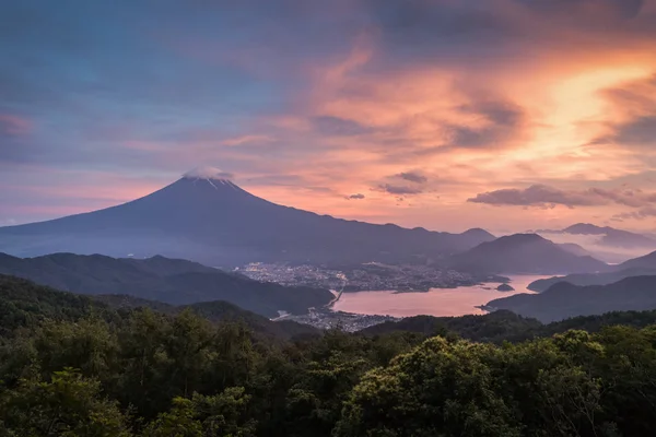 Montaña Fuji Con Cielo Atardecer Lago Kawakuchiko Verano —  Fotos de Stock