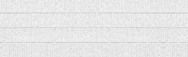 现代白石砖墙的背景与图案全景 — 图库照片