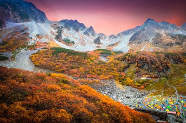 Karasawa Nagano, Japonya, sonbahar yaprakları