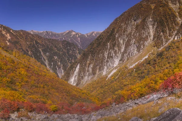 Höga Berg Med Färgglada Höstlöv Nagano Japan — Stockfoto