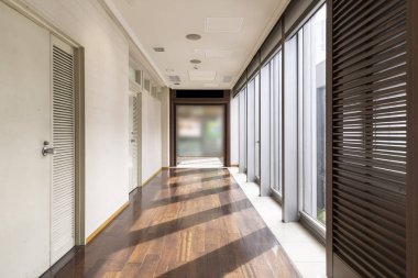 Modern bina Koridorları boşaltın