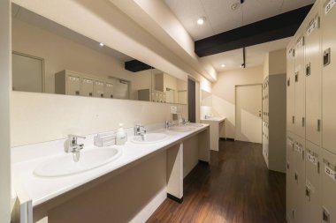 Lavabo ve banyo dolapları