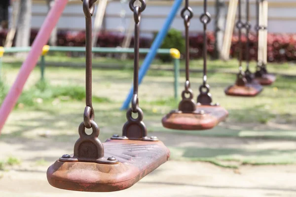 Nahaufnahme Leere Schaukeln Kind Auf Spielplatz Freien — Stockfoto