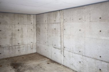 Bodrum katında boş beton Oda