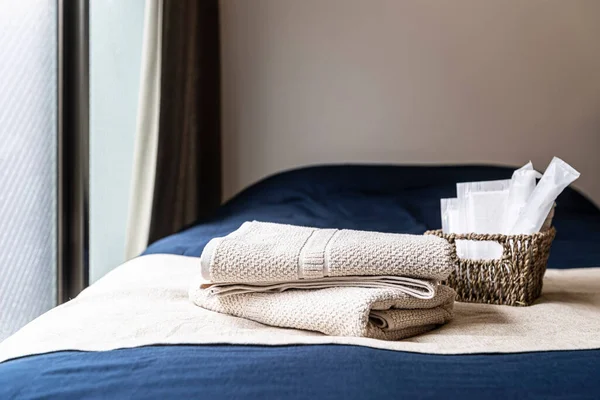 Folded Brown Towels Placed Bed — Stock Photo, Image