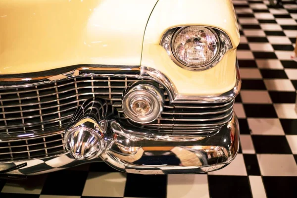 Фара Лампы Старинный Классический Ретро Автомобиль Ретро Гараж — стоковое фото