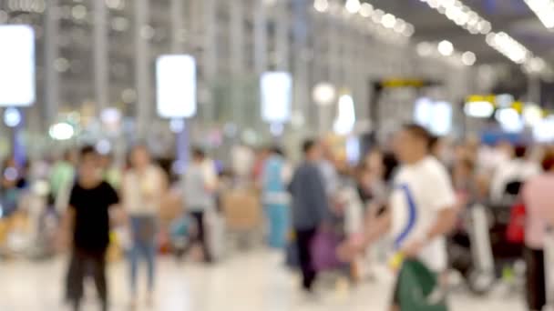 抽象模糊背景的步行人乘客在机场大厅 — 图库视频影像