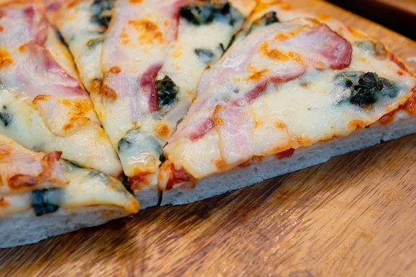 Italiana Food Pizza Serve Wooden Plate — Stock Photo, Image