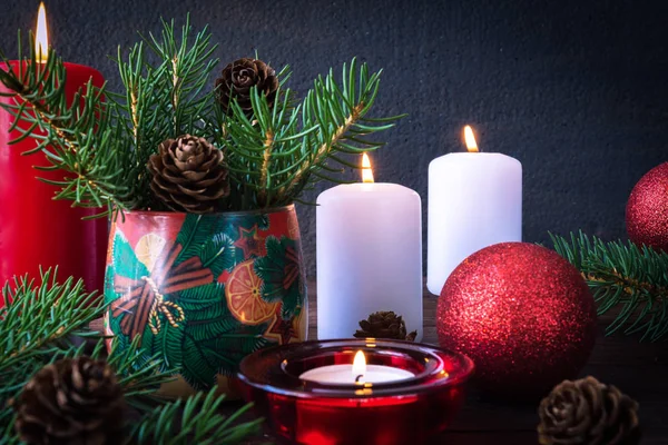 Burning Candles Festive Decorations Pine Cones — Stock Photo, Image