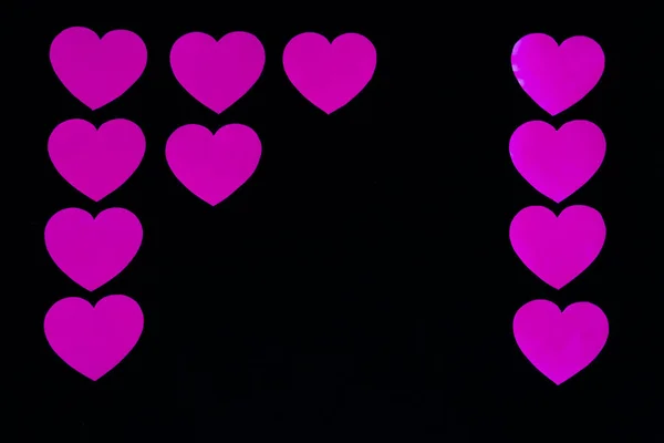 手作りクイリングに暗い背景にバレンタインデーのコンセプト創造性紙の心 — ストック写真