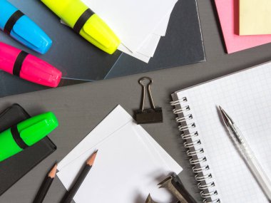 Kağıt arka plan ayarlamak boş ileti örneği. Kurumsal kimlik şablonu. Duyarlı tasarım mockup