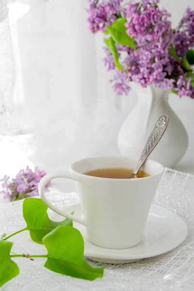 Cup Tea Light Table Window Morning Bunches Flowers Copy Space — Stock Photo, Image