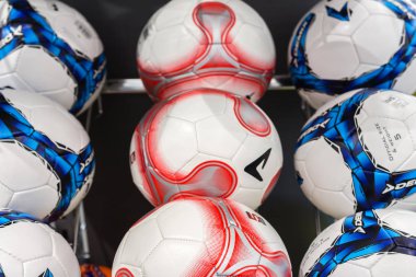 Futbol topu beyazda izole edildi