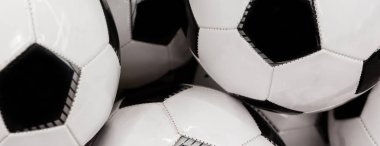 Futbol topu beyazda izole edildi