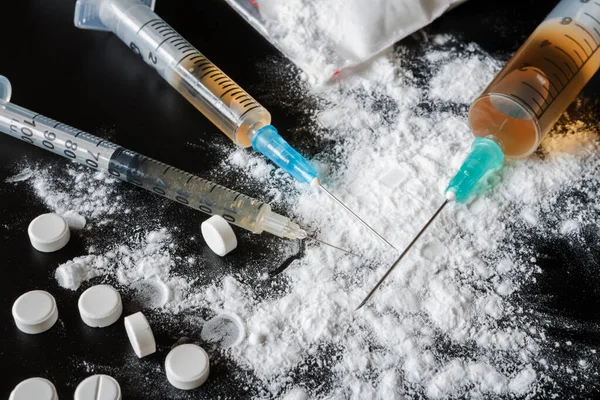 海洛因 注射器 影印空间 犯罪概念和吸毒成瘾 — 图库照片