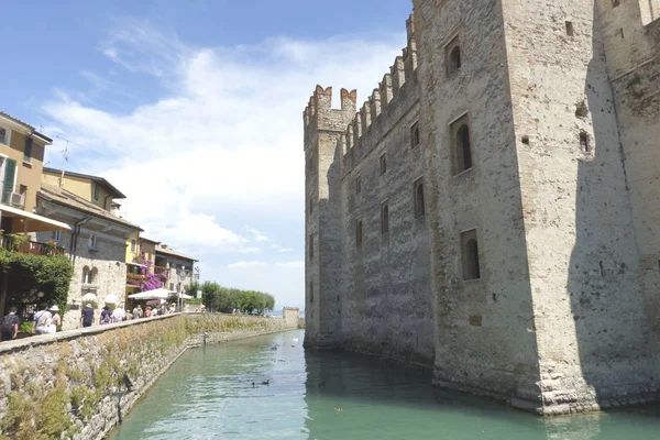 Zamek Ściana Sirmione Brescia Włochy Lipca 2018 — Zdjęcie stockowe