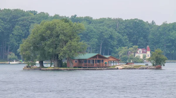 Τοπίο Λίμνη Των Χιλίων Νησιών Gananoque Καναδά Ιούνιος 2013 — Φωτογραφία Αρχείου