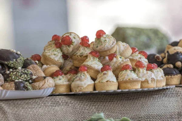 Pasteles Dulces Para Las Fiestas —  Fotos de Stock