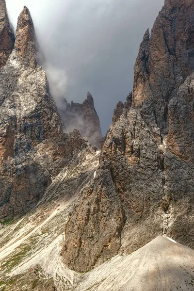 Montañas Dolomitas Con Cielo Nublado — Foto de Stock