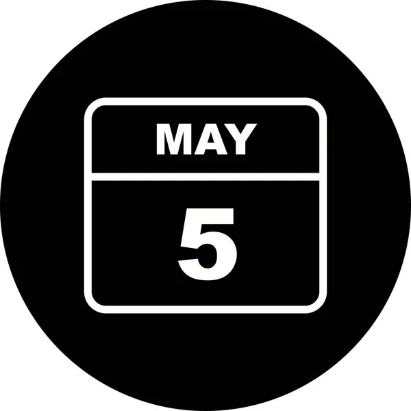 5 de mayo Fecha en un calendario de un solo día —  Fotos de Stock