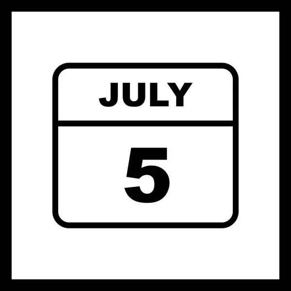5 juli datum på en enda dag kalender — Stockfoto