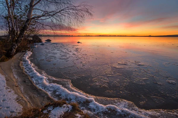 Svítání nad městem — Stock fotografie