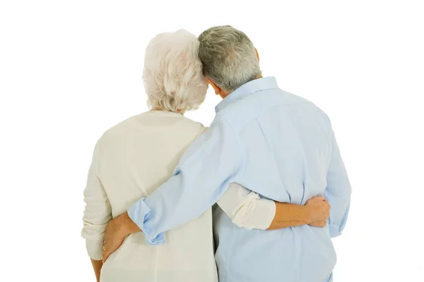 快乐老年夫妇从背后拥抱 — 图库照片