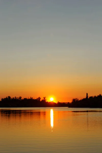 Colorful Sunset Tranquil Water Surface — Stock Photo, Image