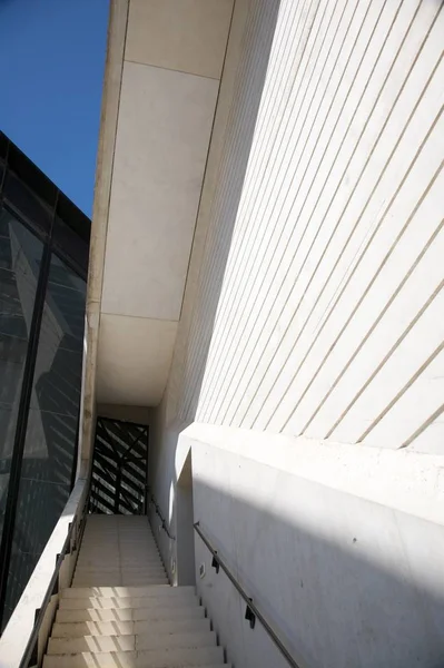 Escaleras Piedra Blanca Fuera Del Aeropuerto Lyon — Foto de Stock
