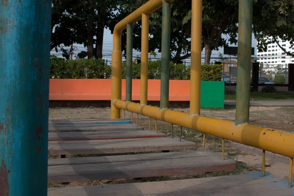 Escalada Divertido Jogar Equipamento Parque Infantil — Fotografia de Stock