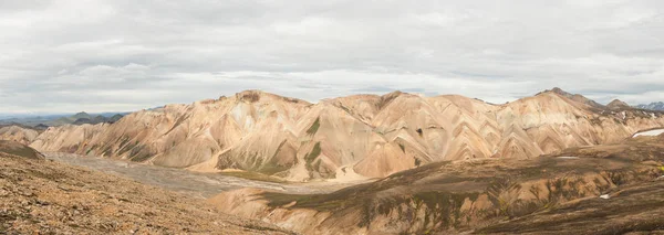 Hermosas Montañas Multicolores Landmannalaugar Islandia Foto Panorámica — Foto de Stock