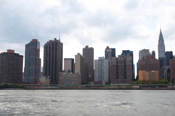 Skyskrapor Manhattan Dagtid — Stockfoto