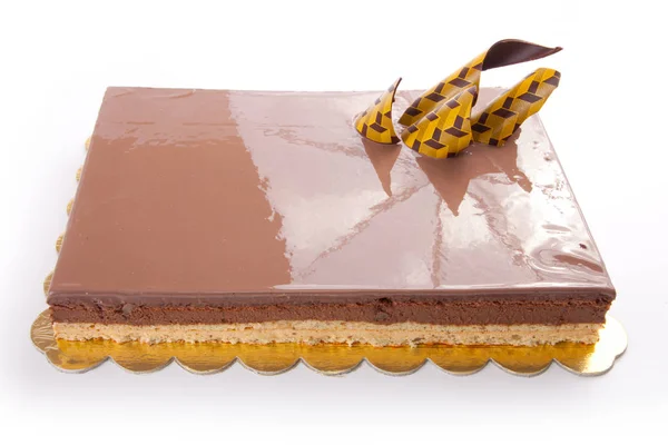 Fındık Ile Doldurulmuş Beyaz Çikolata Parlak Hafif Kek — Stok fotoğraf