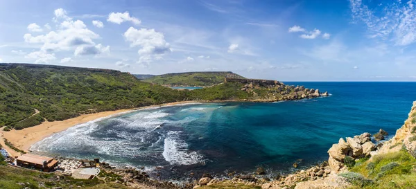 Littoral Accidenté Île Gozo Reflète Dans Une Mer Bleue — Photo