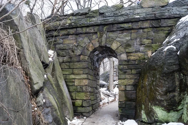 Arch Kamień Włóczęga Znajduje Się Zachodniej Stronie 77Th Street Został — Zdjęcie stockowe