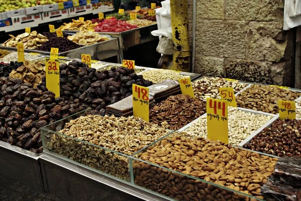 Иностранный Рынок Израиле Продаются Орехи Специи Сухофрукты — стоковое фото