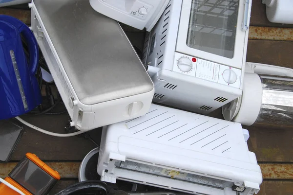 Różne Elektroniczne Śmieci Koncepcja Recyklingu — Zdjęcie stockowe