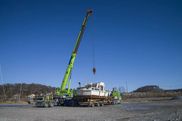 Boat Transported Trailer Unloaded Huge Mobile Crane Quay Port Halden — Stock Photo, Image