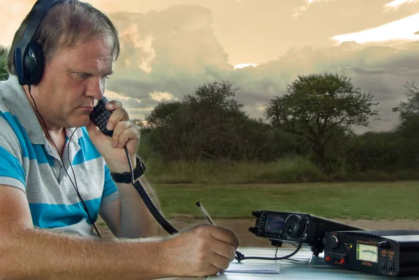 Komunikace Operátora Amatérského Rozhlasu Ham Radio Hry Bushvelt Jižní Africe — Stock fotografie