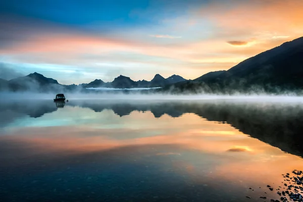 Pemandangan Panorama Danau Mcdonald Yang Menakjubkan Taman Nasional Glacier — Stok Foto