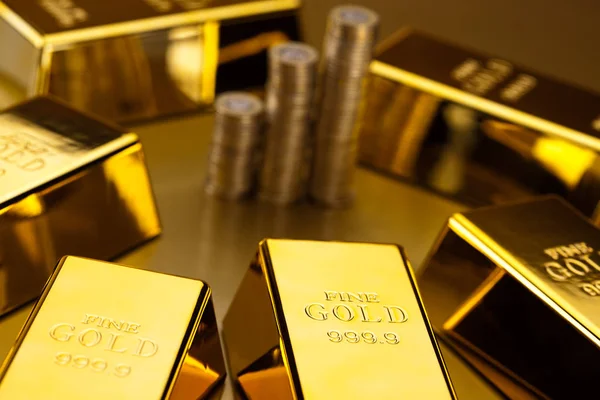Mince Zlaté Tyče Finanční Koncepce Vnějšího Prostředí — Stock fotografie