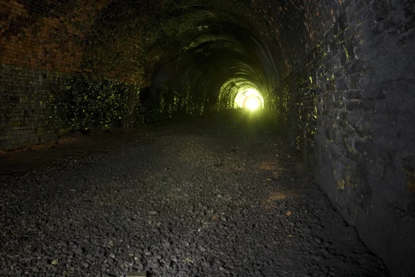 Luz Final Del Túnel Pintura Luz Subterránea Túneles Ferroviarios Desuso — Foto de Stock